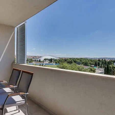 Apartment Pavic - Private Parking Zadar Exterior photo